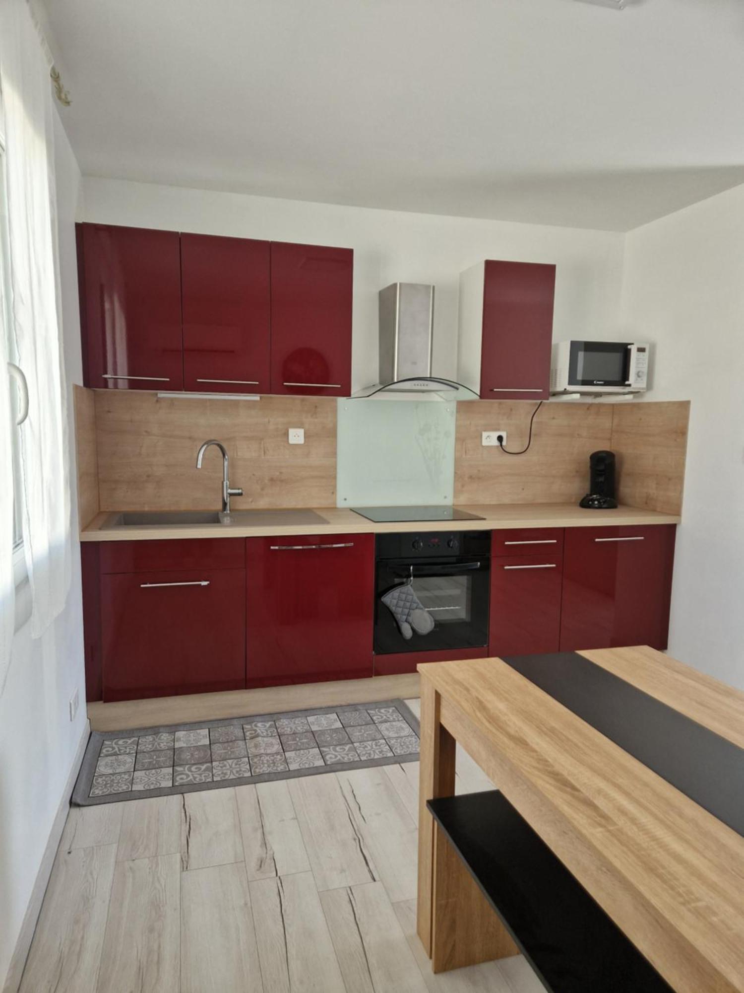Apartament Chez Valeric Lunel  Zewnętrze zdjęcie