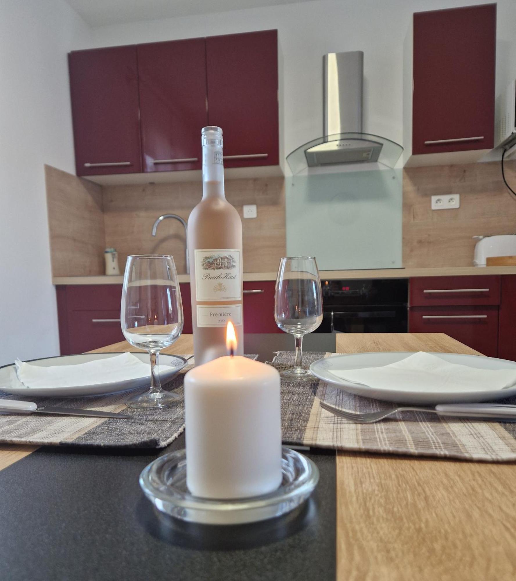 Apartament Chez Valeric Lunel  Zewnętrze zdjęcie
